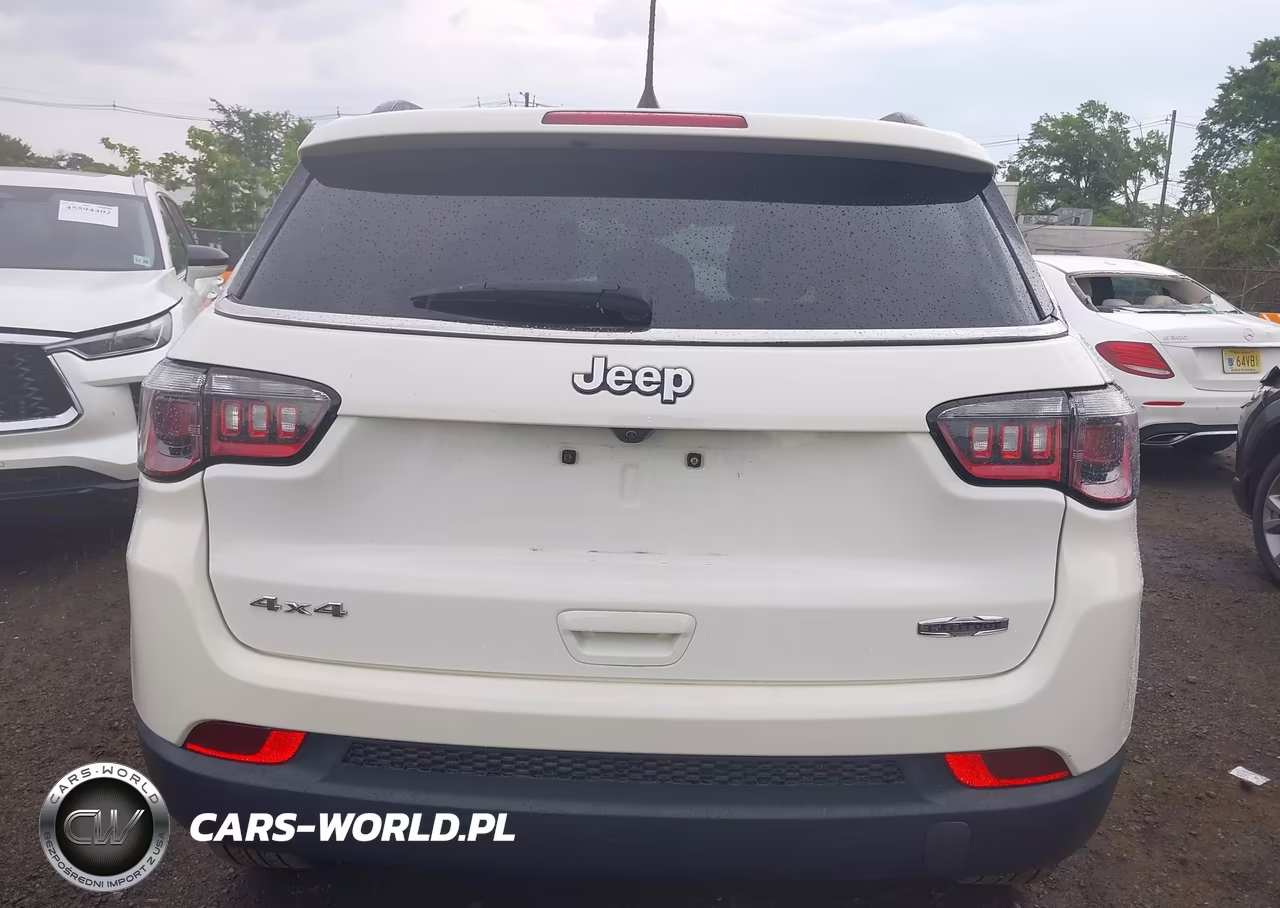 2021 Jeep Compass Latitude 4X4 VIN:3C4NJDBB9MT599000 - 16