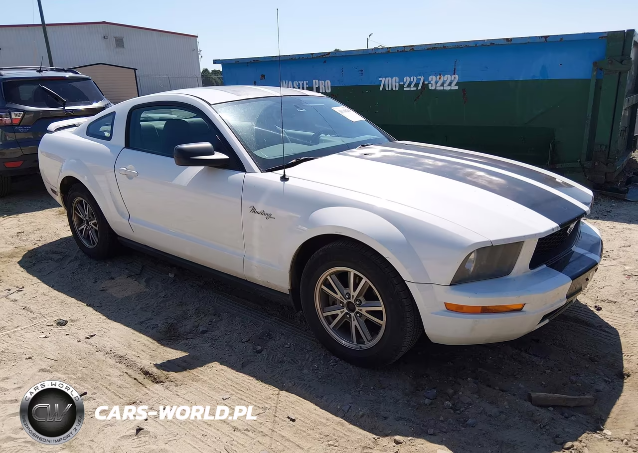 2005 Ford Mustang V6 Deluxe-V6 Premium