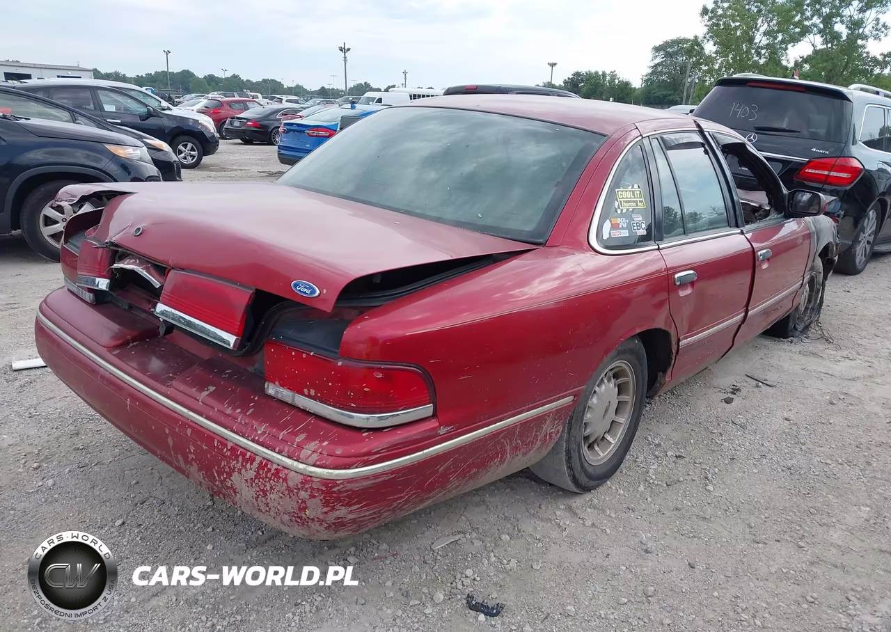 1997 Ford Crown Victoria Lx VIN:2FALP74W6VX220306 - 4