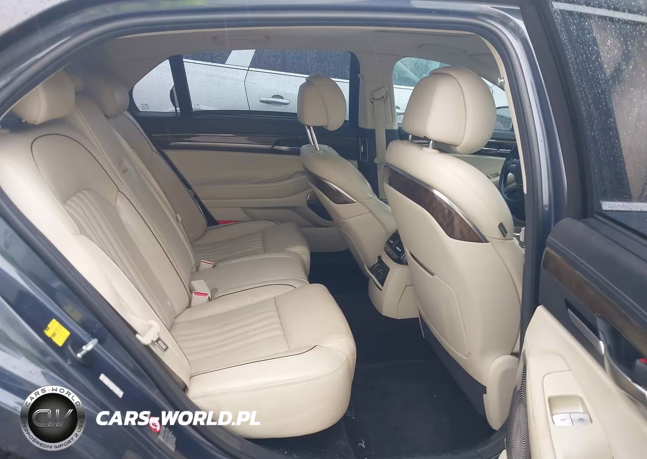 2017 Genesis G90 3.3T Premium VIN:KMHG34JA9HU028741 - 8