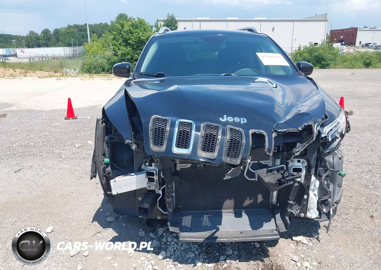 2018 Jeep Cherokee Latitude Fwd VIN:1C4PJLCBXJD587375 - 13