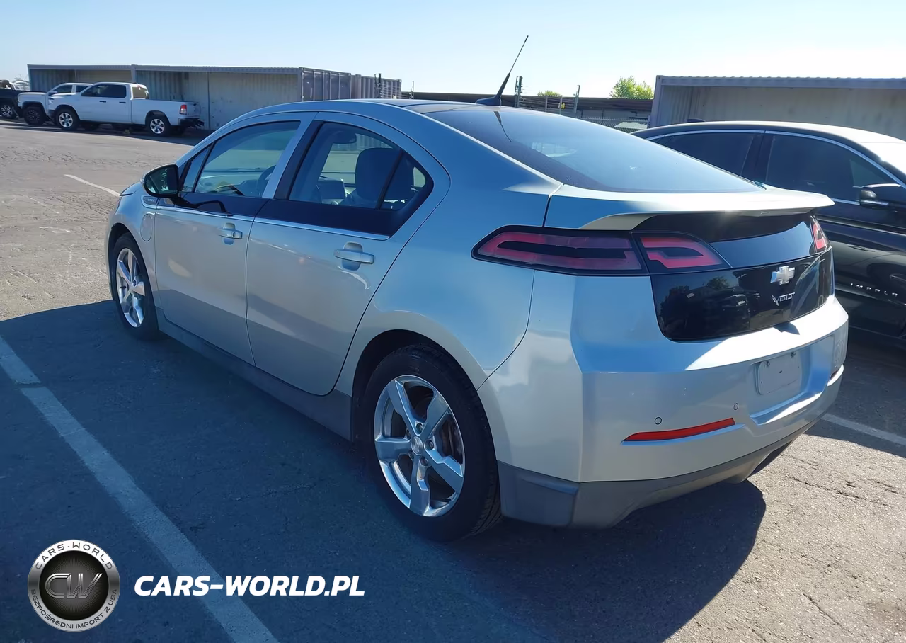 2011 Chevrolet Volt VIN:1G1RD6E40BU101487 - 3