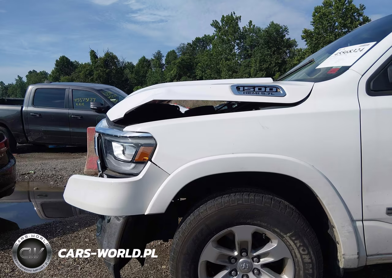 2020 Ram 1500 Laramie 4X4 6'4 Box VIN:1C6SRFDT2LN227484 - 17