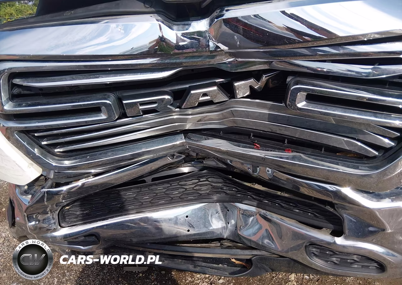 2020 Ram 1500 Laramie 4X4 6'4 Box VIN:1C6SRFDT2LN227484 - 18