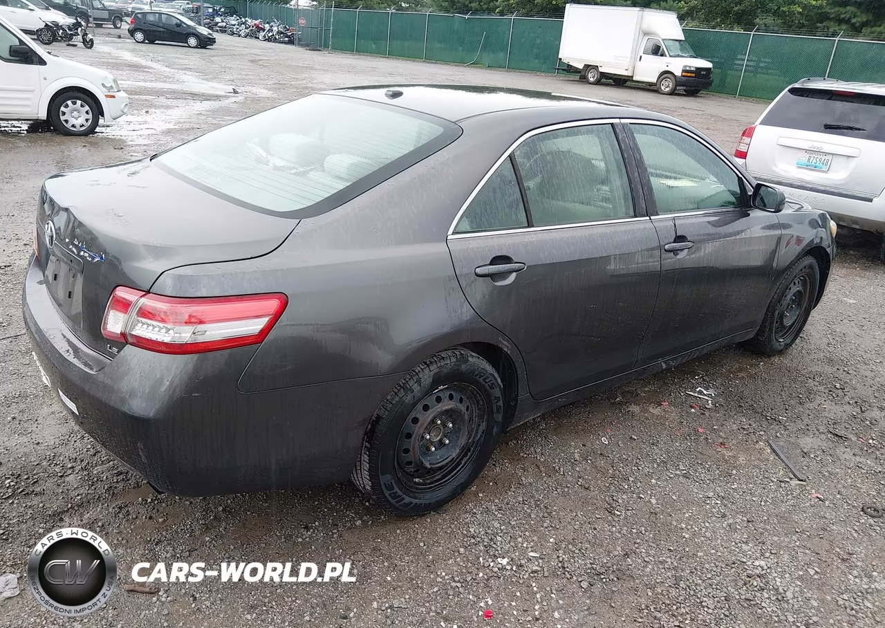 2011 Toyota Camry Le VIN:4T4BF3EK5BR155840 - 4