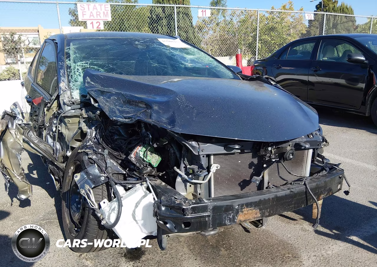 2017 Toyota Corolla Le VIN:5YFBURHE4HP644734 - 6