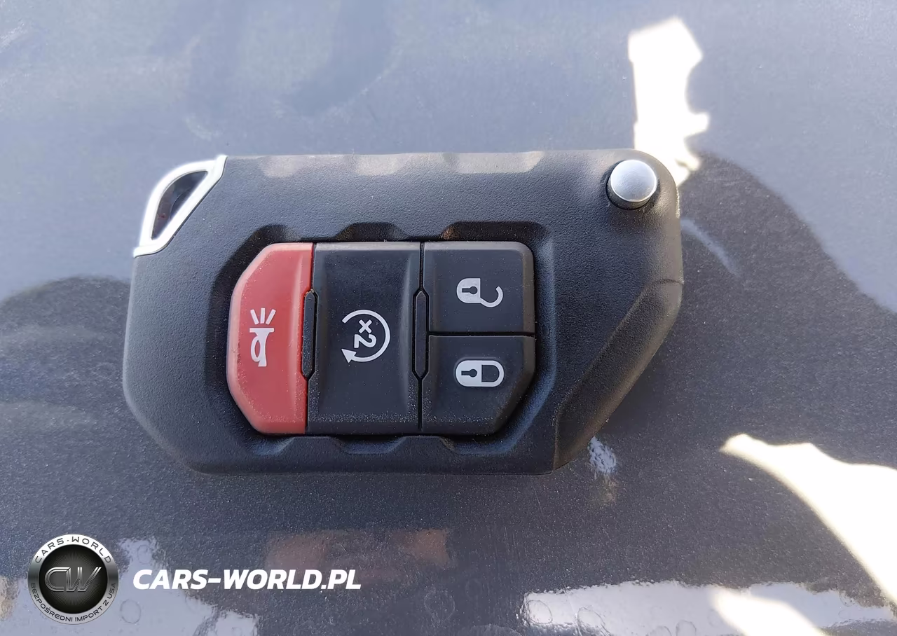 2022 Jeep Wrangler Unlimited Sahara 4Xe VIN:1C4JJXP60NW228363 - 11