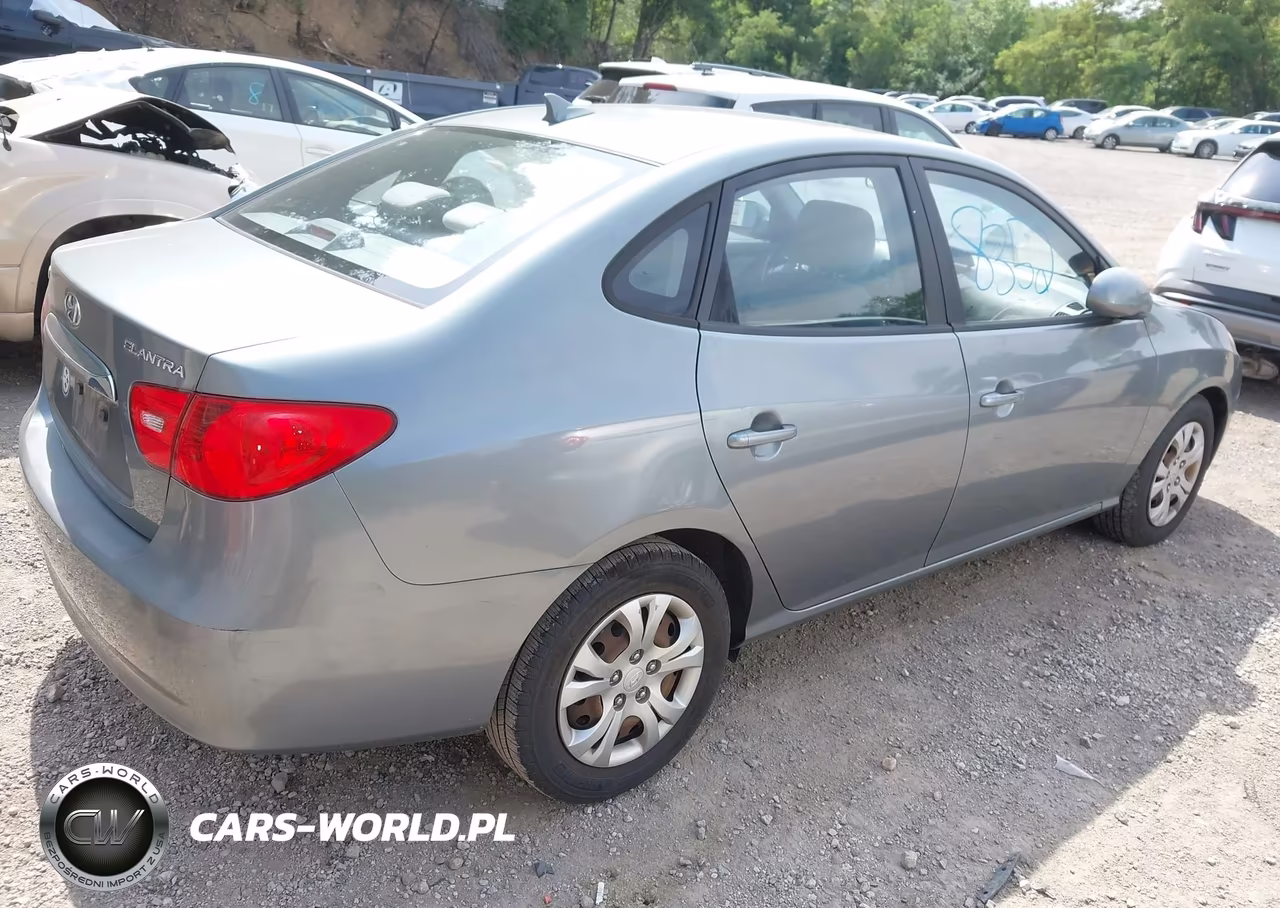 2010 Hyundai Elantra Gls VIN:KMHDU4AD0AU911868 - 4
