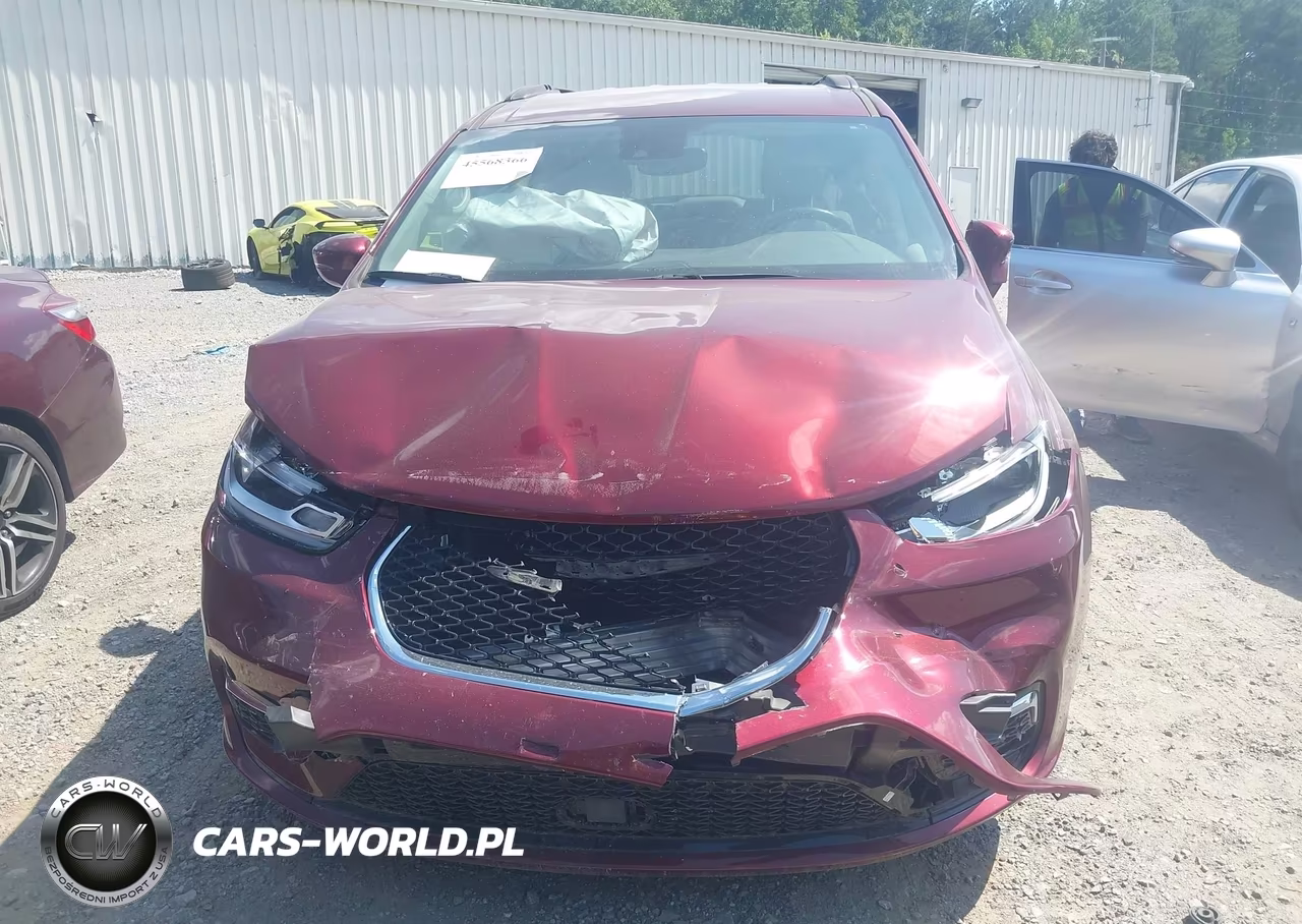 2021 Chrysler Pacifica Touring VIN:2C4RC1FG1MR593212 - 12