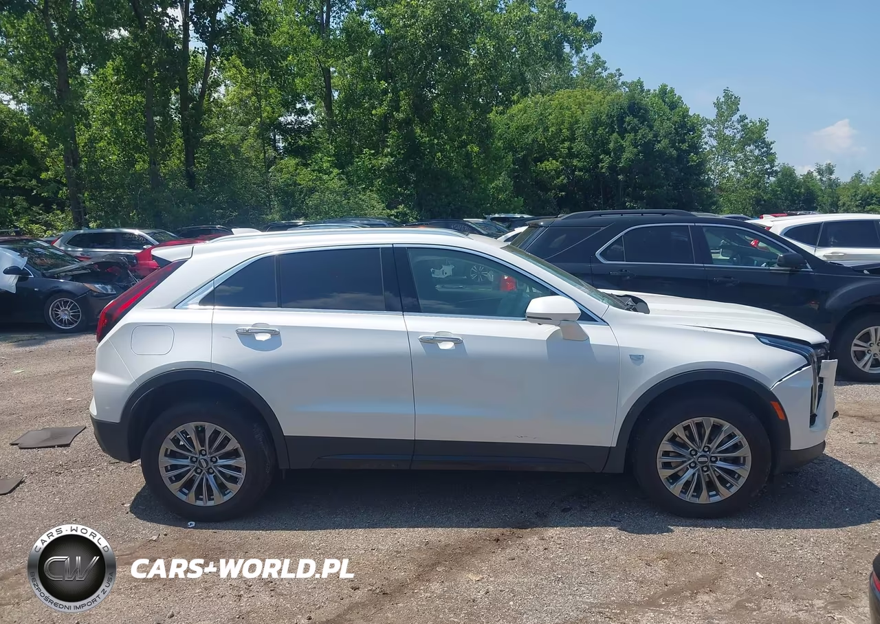 2025 Cadillac Xt4 Awd Premium Luxury VIN:1GYFZDR40SF105080 - 13