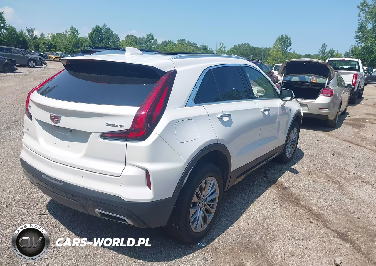 2025 Cadillac Xt4 Awd Premium Luxury VIN:1GYFZDR40SF105080 - 4
