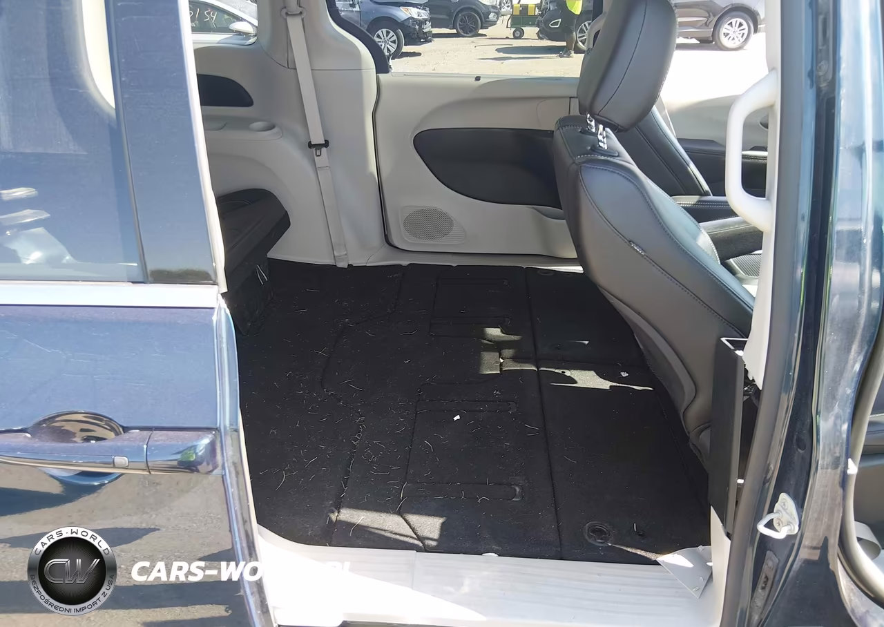 2023 Chrysler Pacifica Touring L Awd VIN:2C4RC3BG6PR570613 - 8