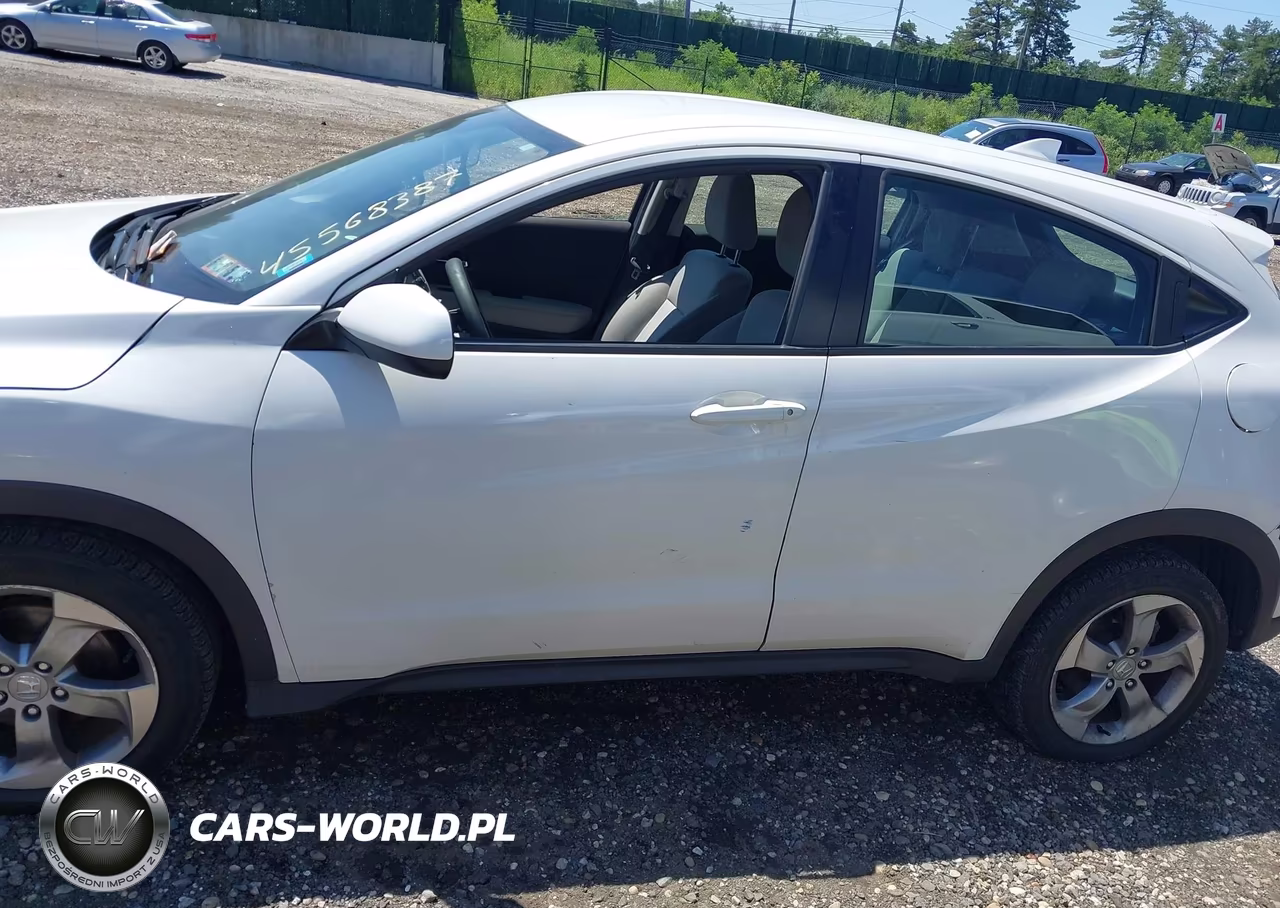 2019 Honda Hr-V Lx VIN:3CZRU6H3XKM718758 - 14