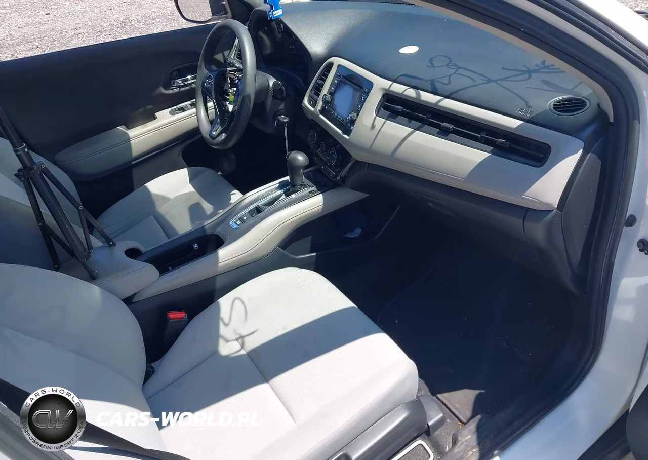 2019 Honda Hr-V Lx VIN:3CZRU6H3XKM718758 - 5