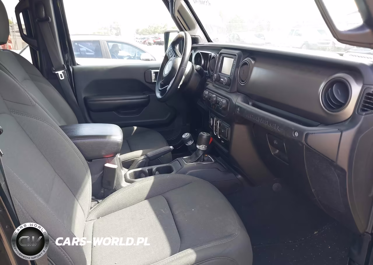 2020 Jeep Wrangler Unlimited Sport S 4X4 VIN:1C4HJXDN9LW204702 - 5