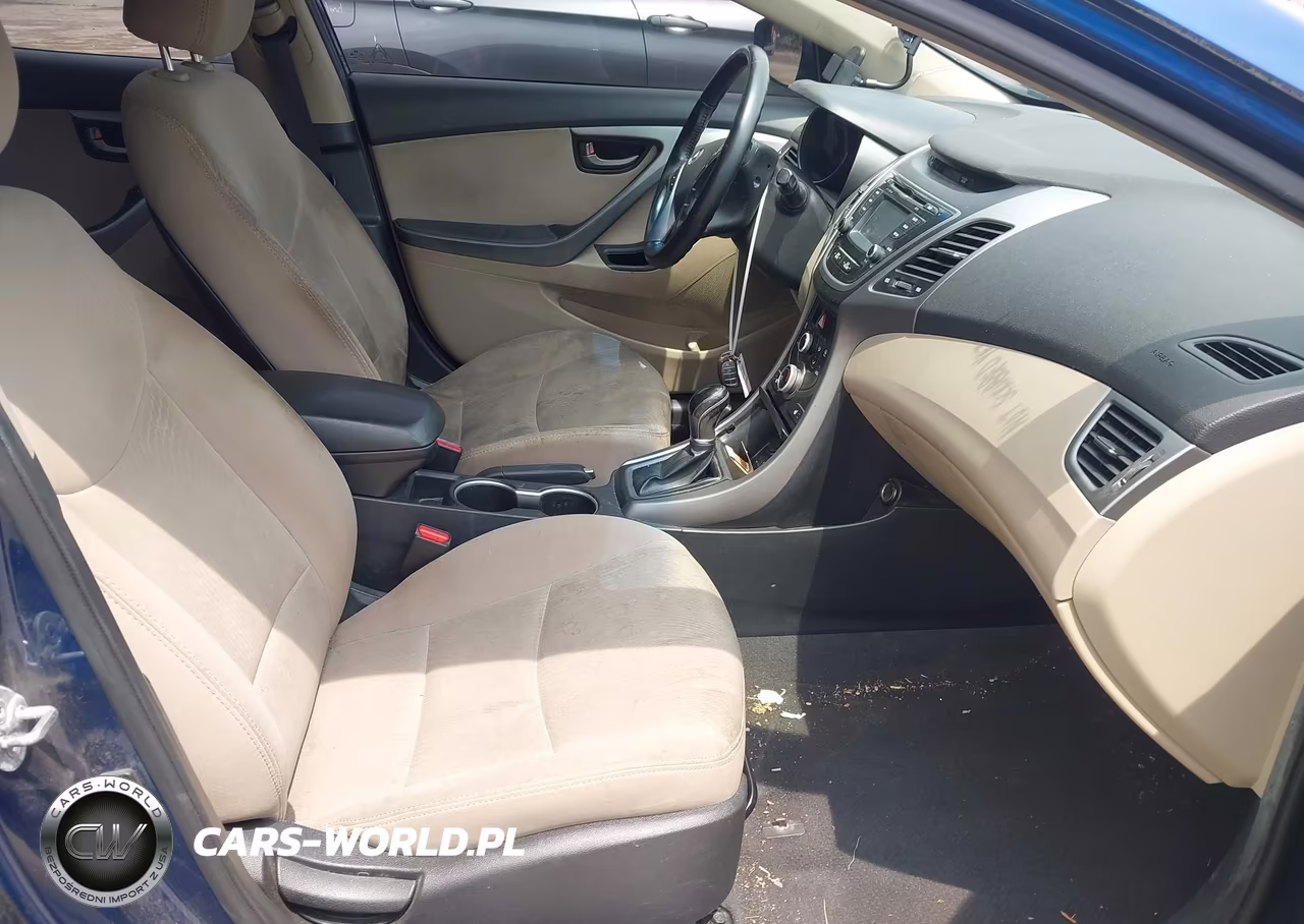 2016 Hyundai Elantra Value Edition VIN:5NPDH4AE4GH732754 - 5