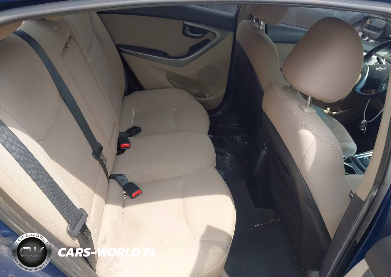 2016 Hyundai Elantra Value Edition VIN:5NPDH4AE4GH732754 - 8