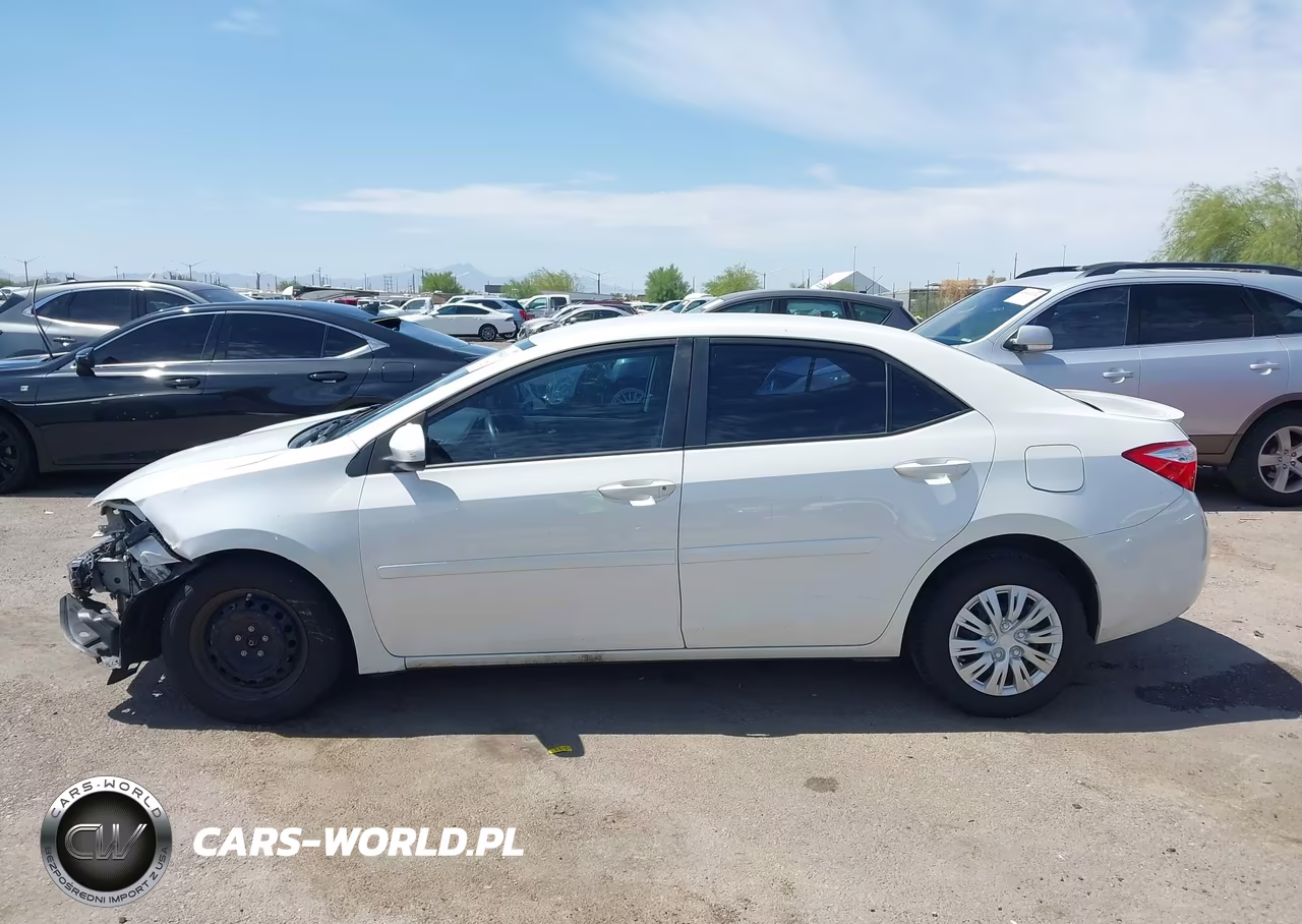 2015 Toyota Corolla Le Eco VIN:5YFBPRHE9FP354641 - 15
