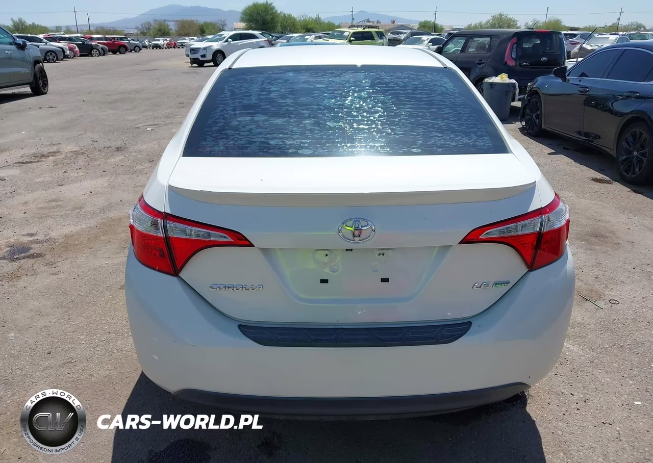 2015 Toyota Corolla Le Eco VIN:5YFBPRHE9FP354641 - 17
