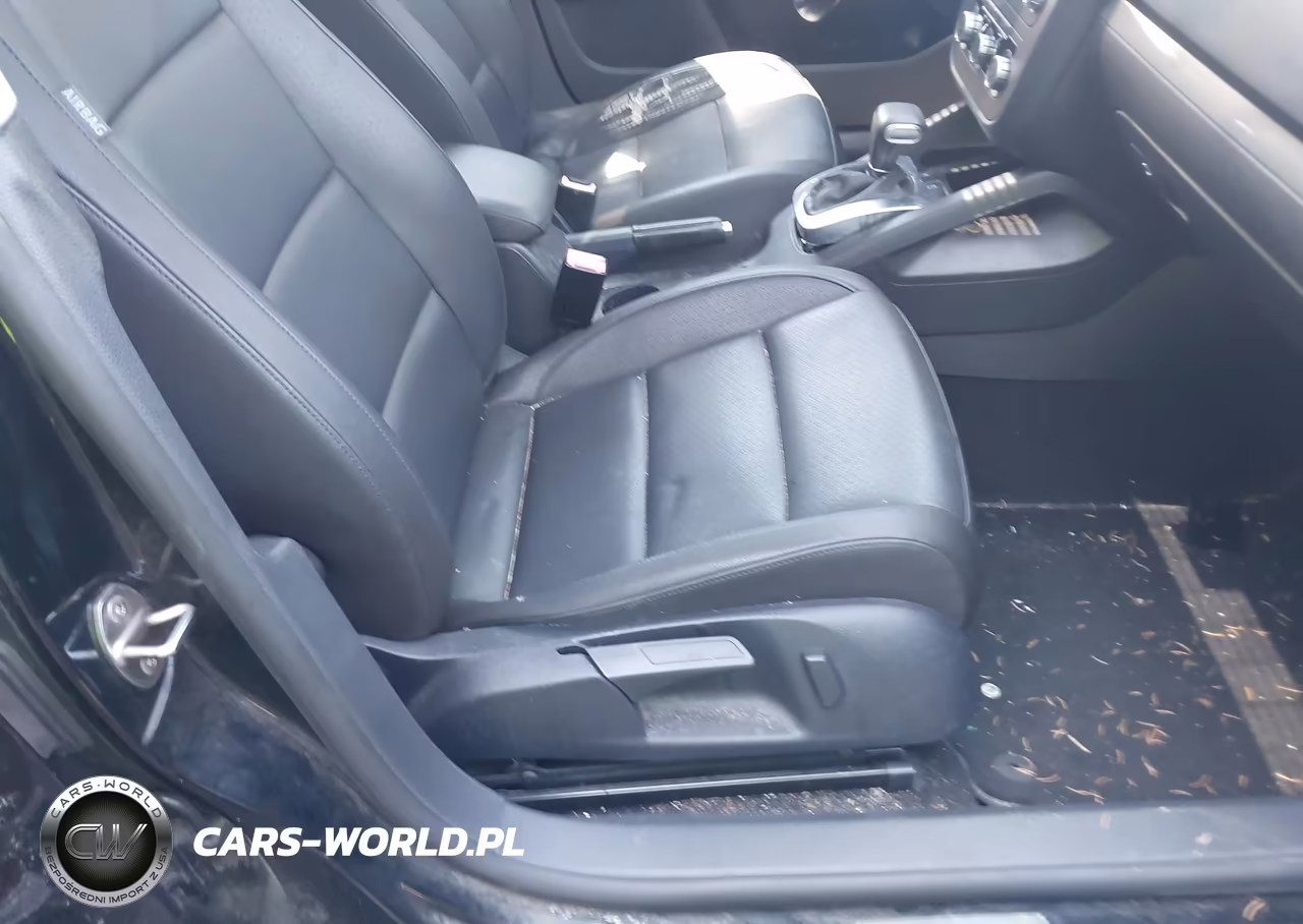 2010 Volkswagen Jetta Limited Edition VIN:3VWRZ7AJ0AM121703 - 5