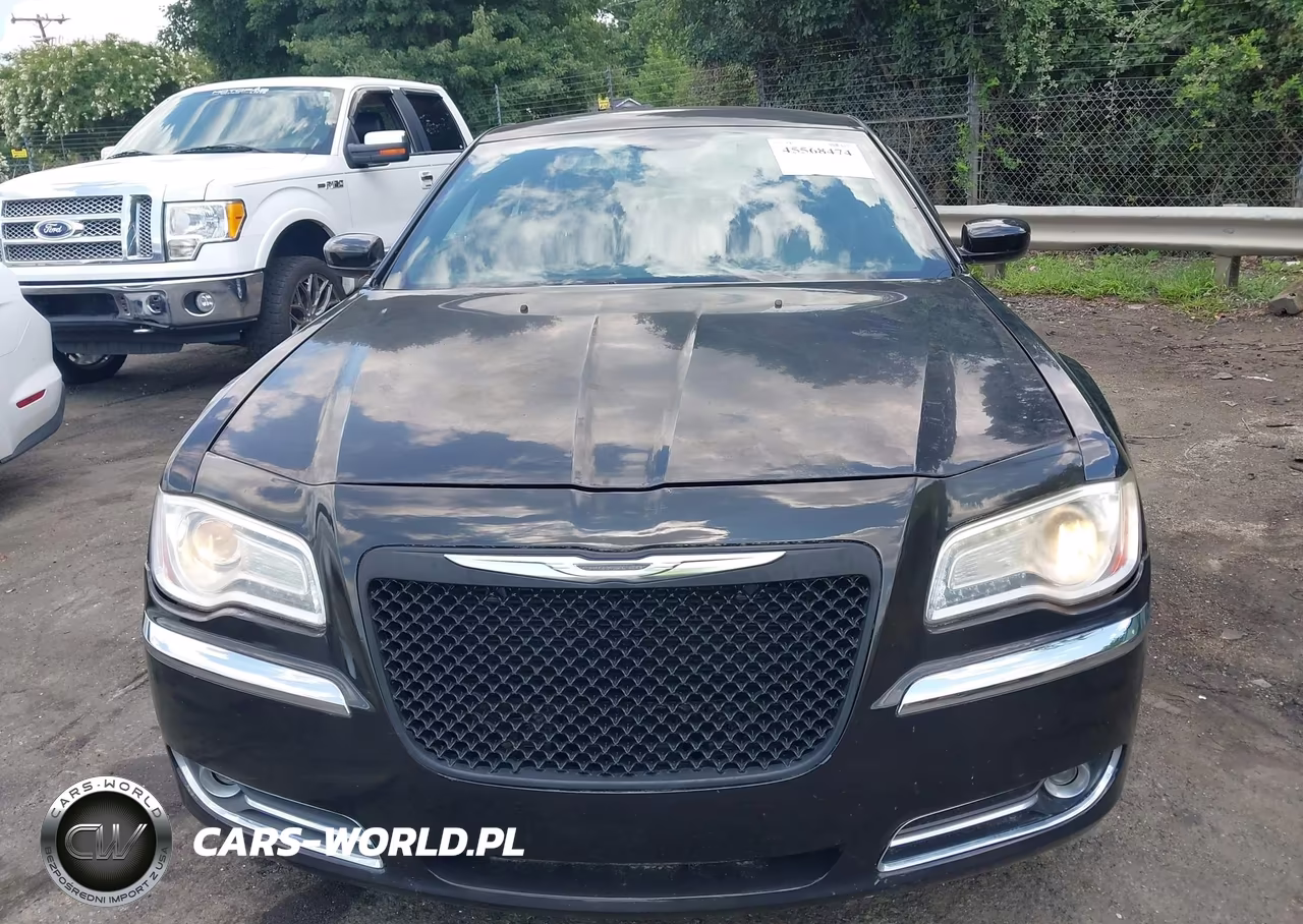 2013 Chrysler 300 Motown VIN:2C3CCAAG6DH538133 - 6