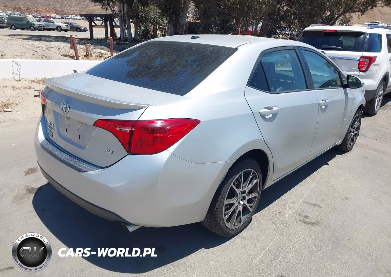 2017 Toyota Corolla Se Special Edition VIN:5YFBURHE9HP595790 - 4