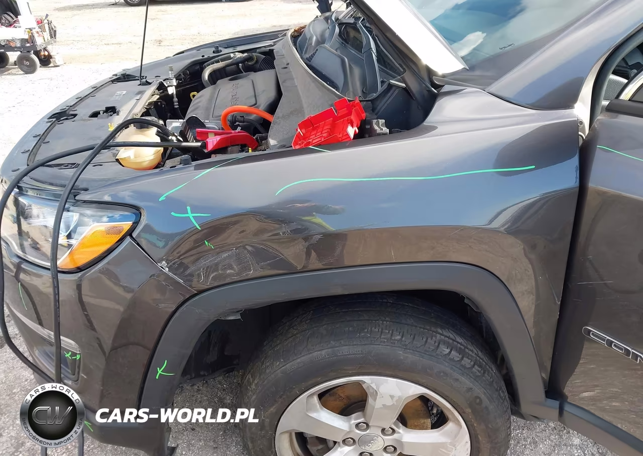 2019 Jeep Compass Latitude 4X4 VIN:3C4NJDBBXKT678852 - 6