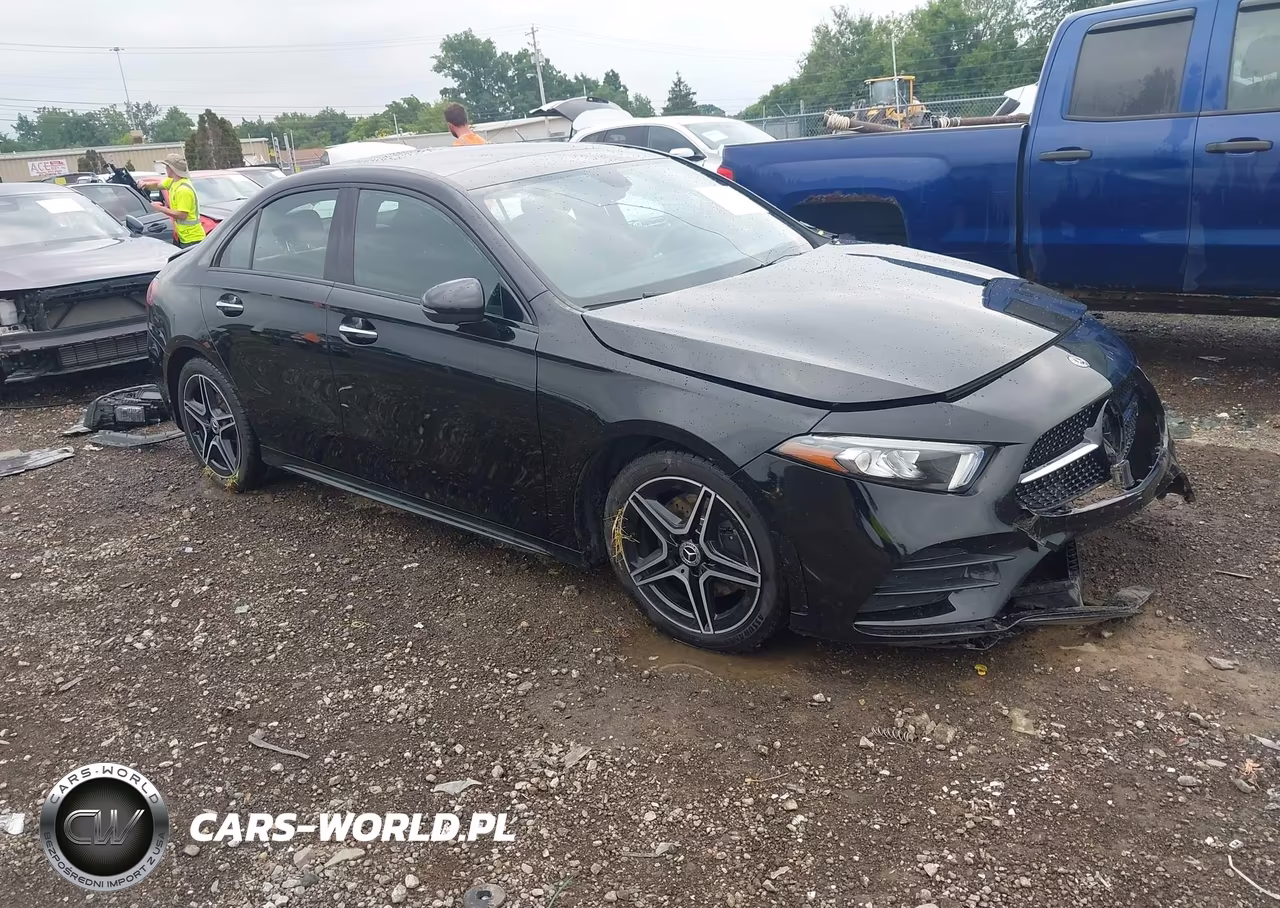 2019 Mercedes-Benz A 220 – zdjęcie 1 z 17