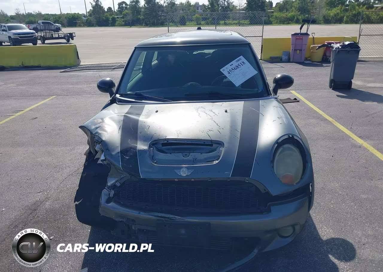 2010 Mini Cooper S VIN:WMWMF7C58ATW89394 - 12
