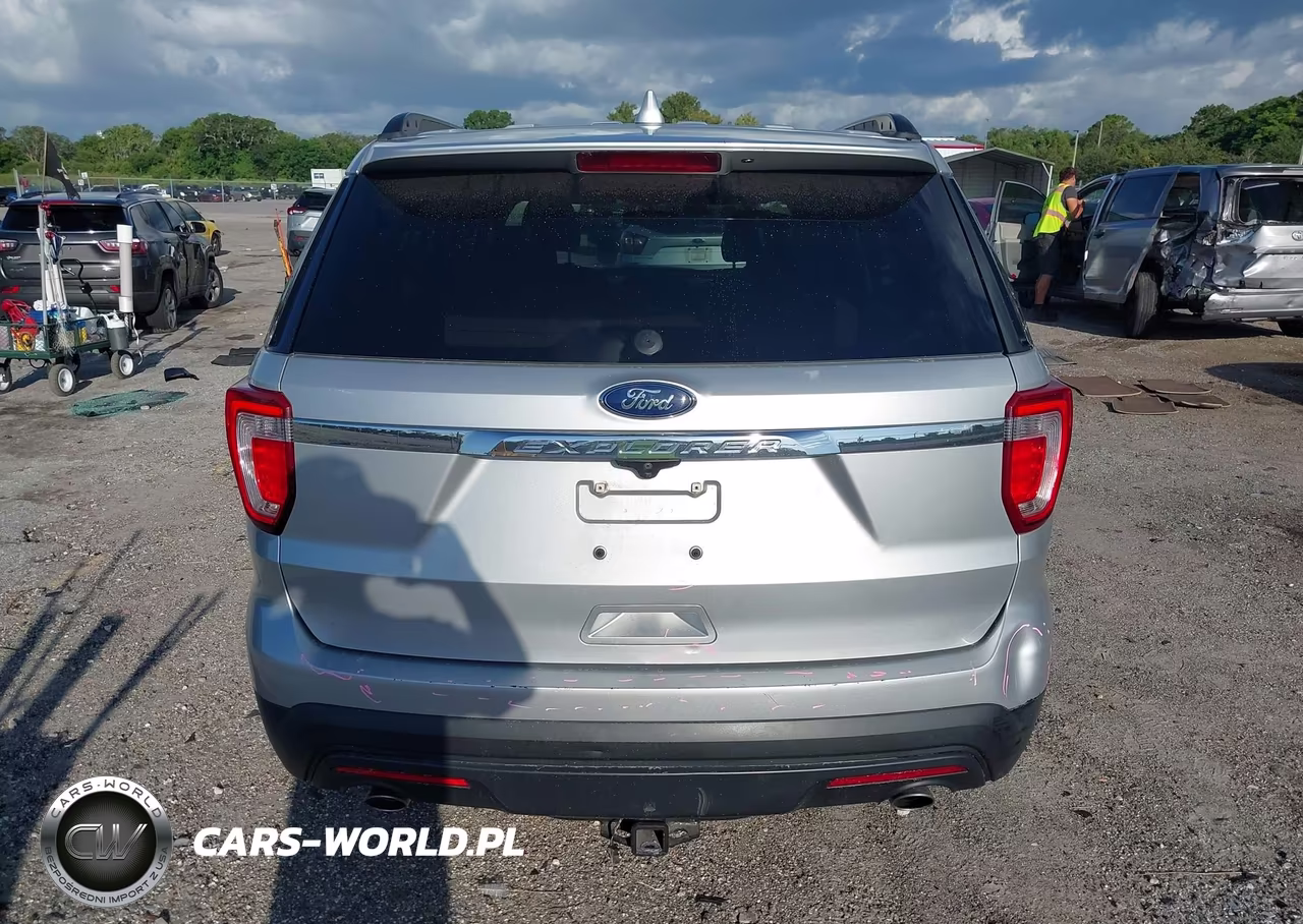2017 Ford Explorer VIN:1FM5K7B87HGD79184 - 16