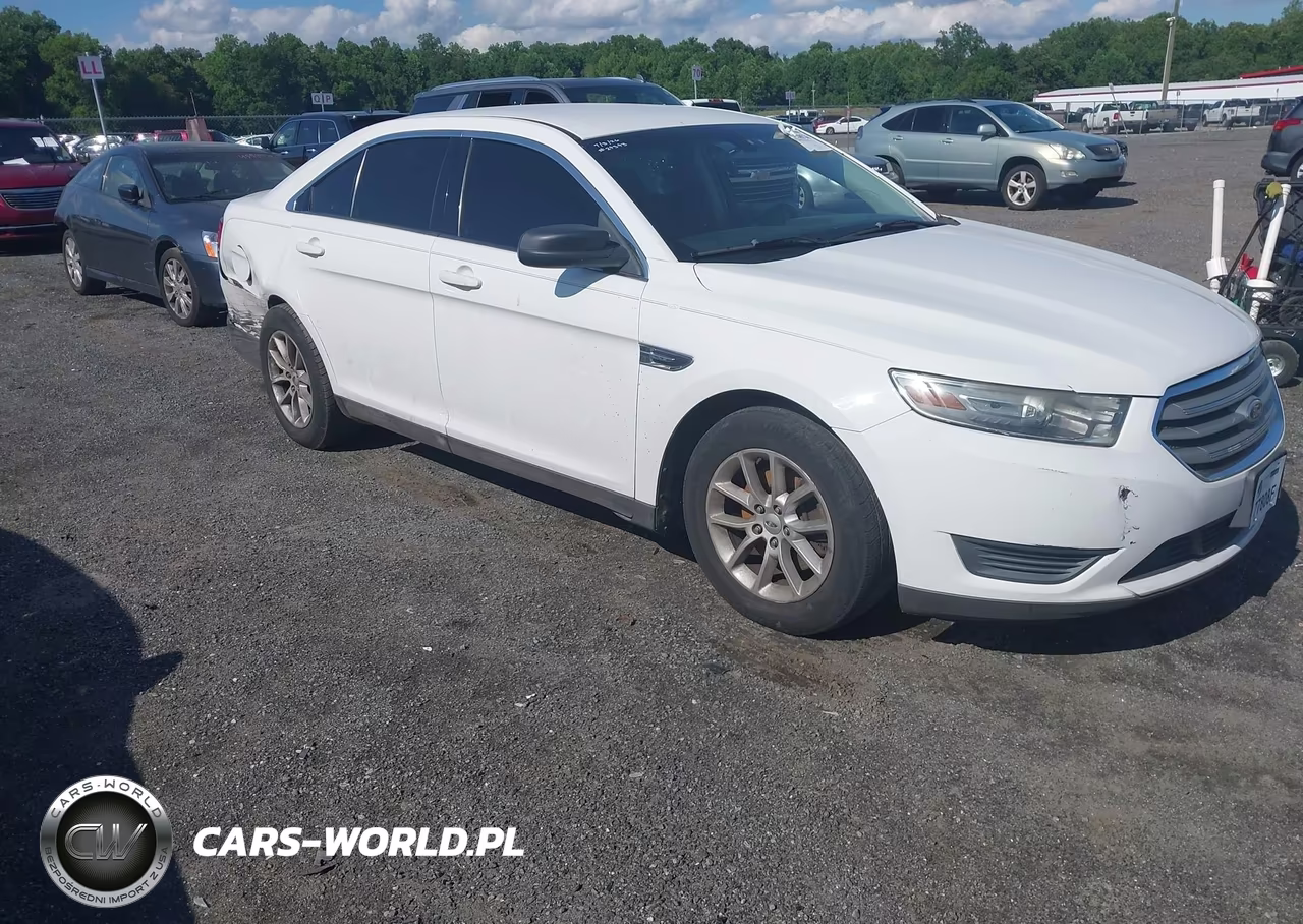 2013 Ford Taurus Se