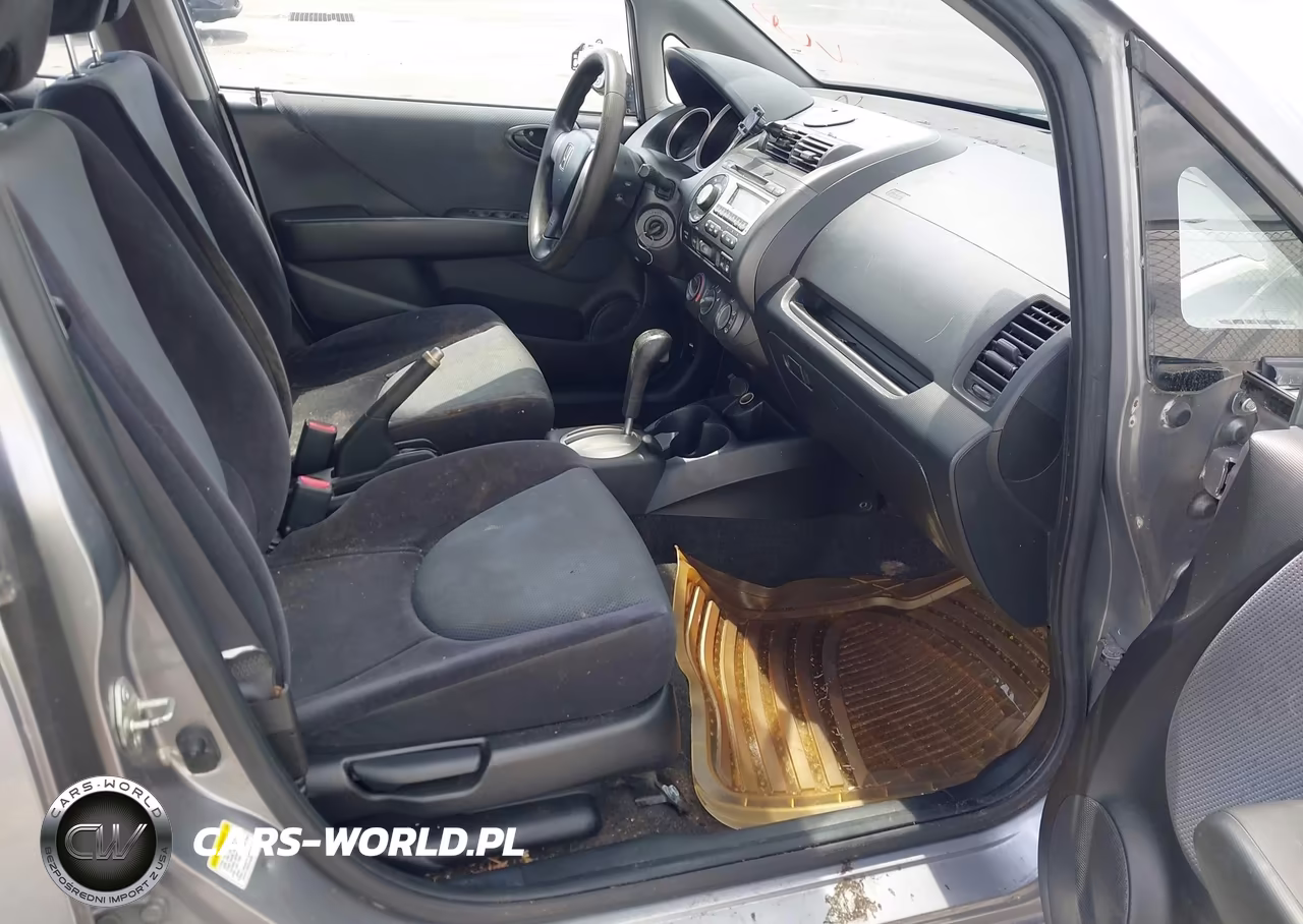 2008 Honda Fit VIN:JHMGD38418S054790 - 5