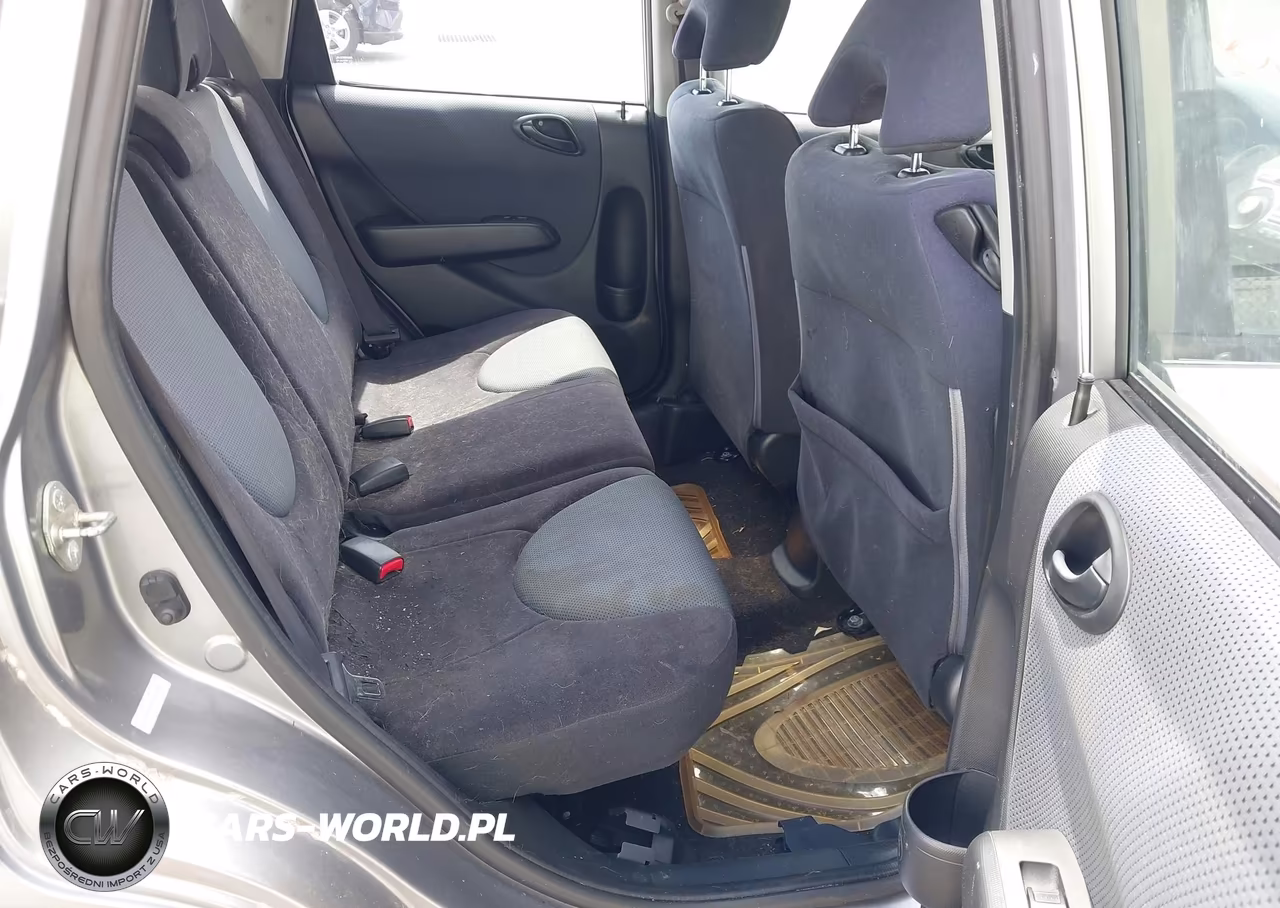 2008 Honda Fit VIN:JHMGD38418S054790 - 8