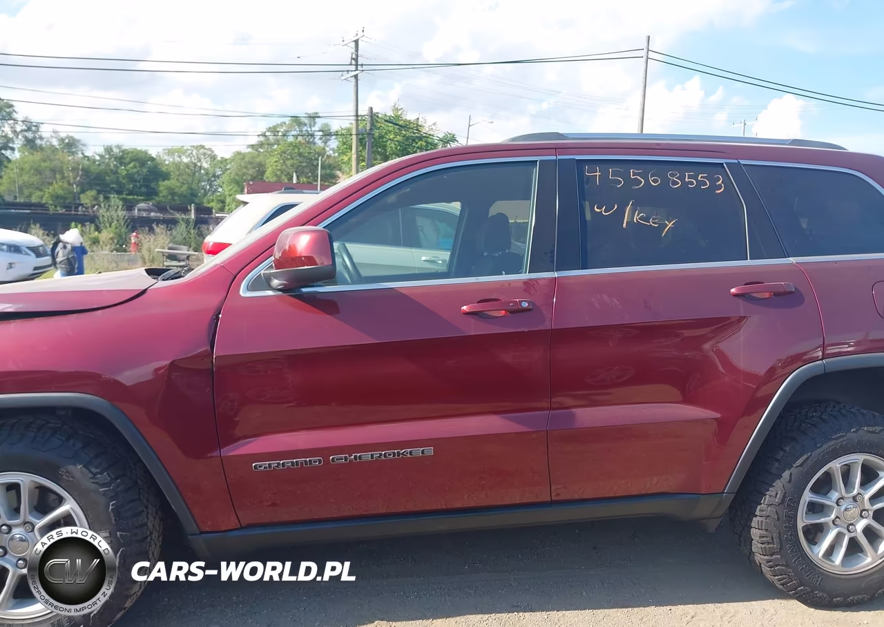 2018 Jeep Grand Cherokee Laredo E 4X4 VIN:1C4RJFAG7JC457276 - 14