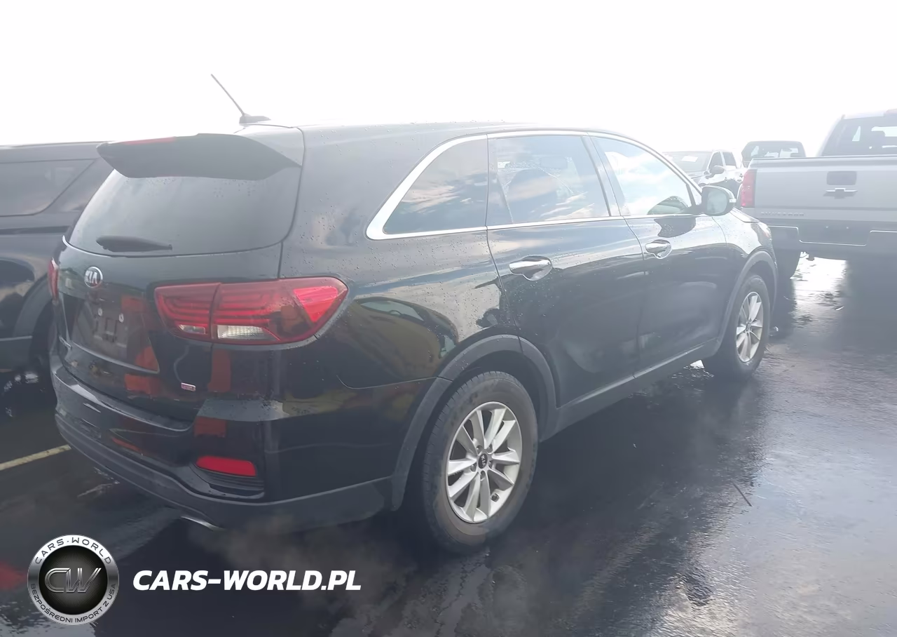2019 Kia Sorento 2.4L L VIN:5XYPG4A34KG580487 - 4