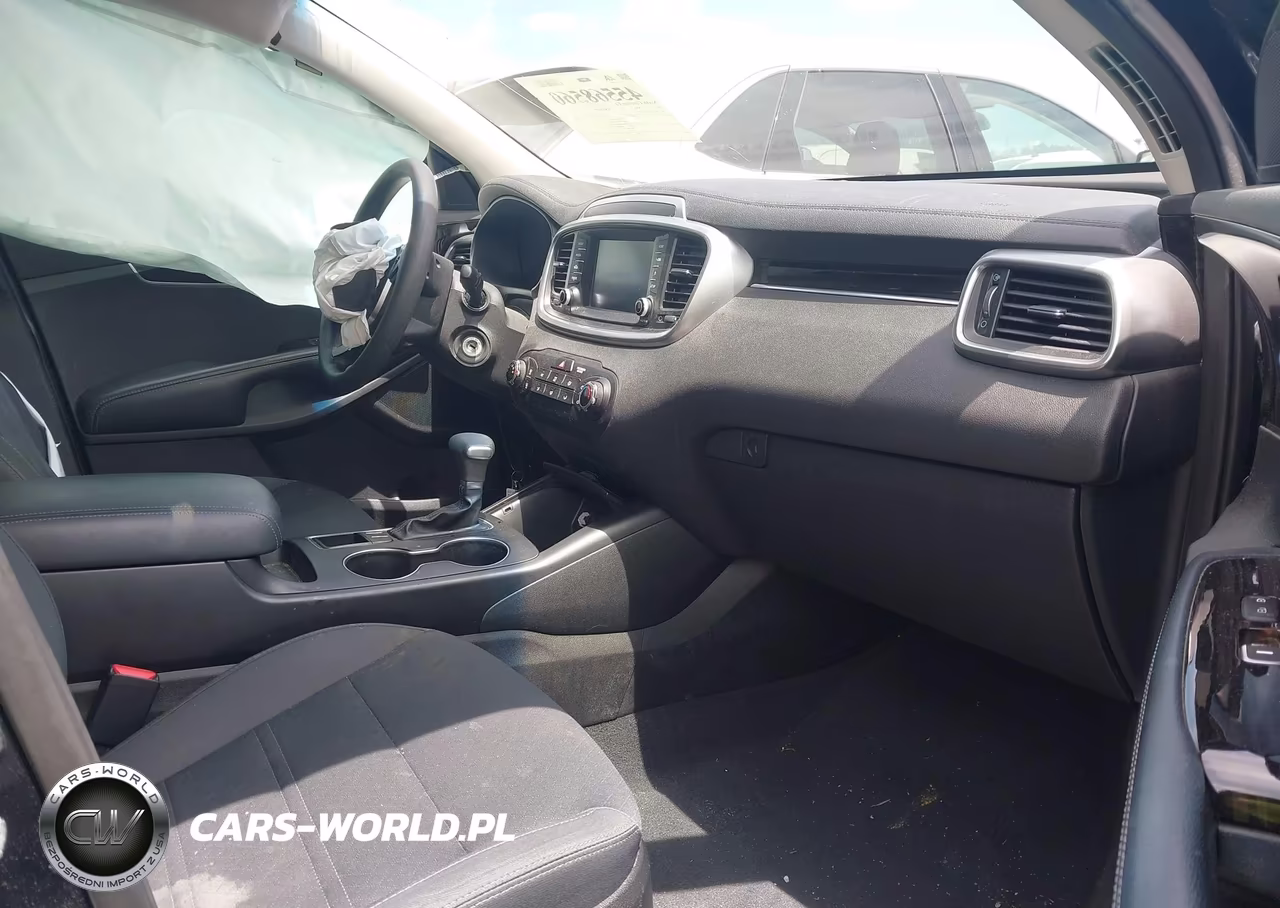 2019 Kia Sorento 2.4L L VIN:5XYPG4A34KG580487 - 5