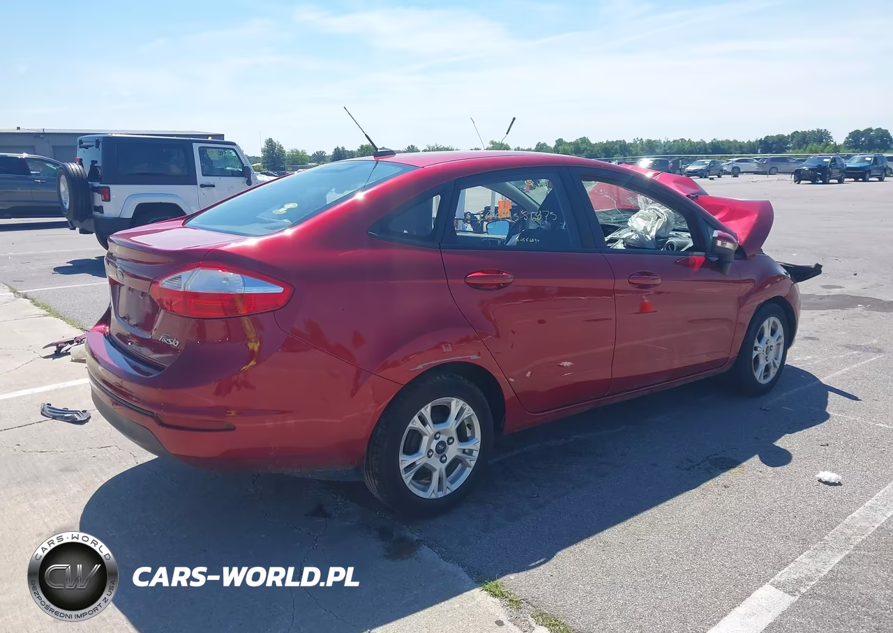 2015 Ford Fiesta Se VIN:3FADP4BJ8FM220380 - 4