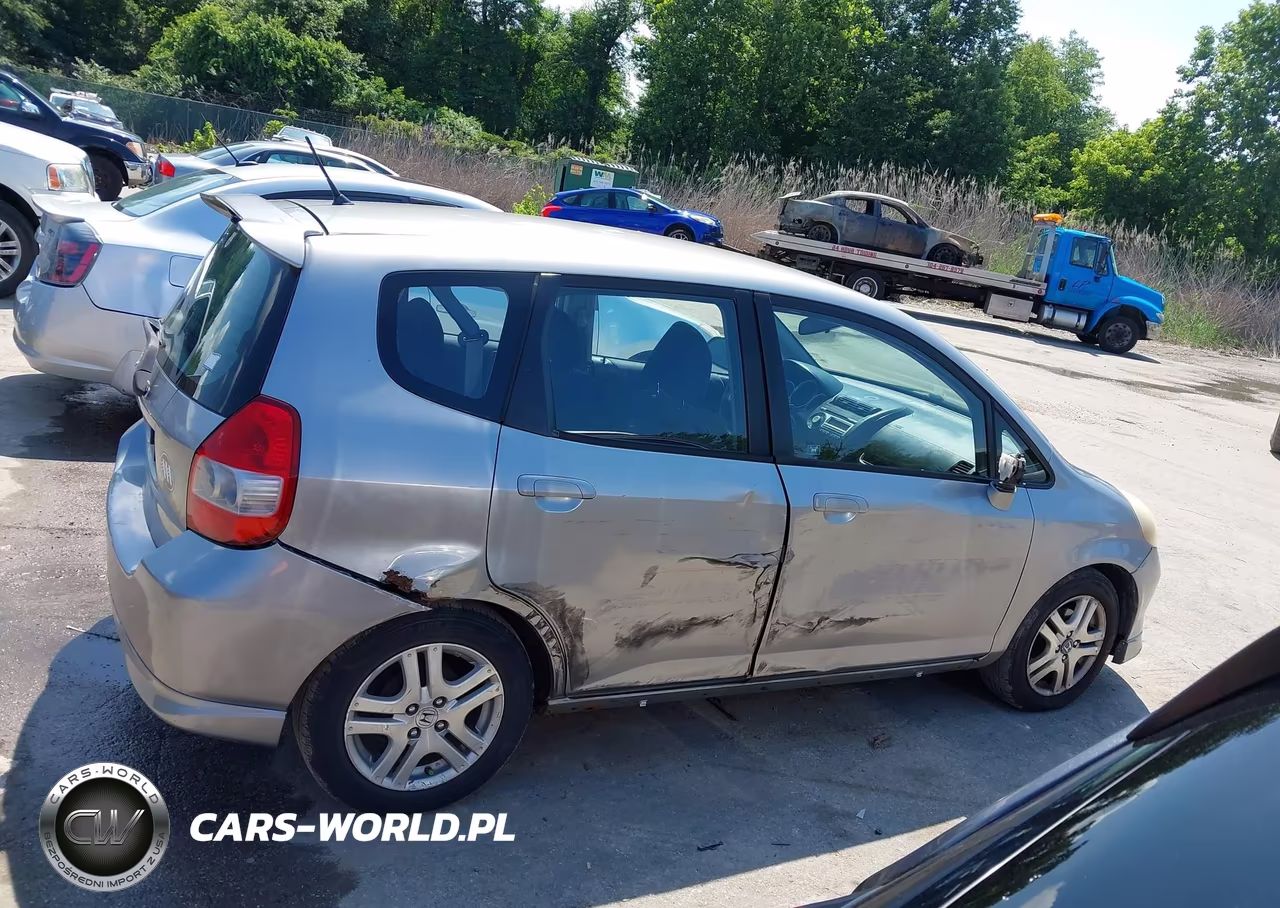 2007 Honda Fit Sport VIN:JHMGD38647S042794 - 14