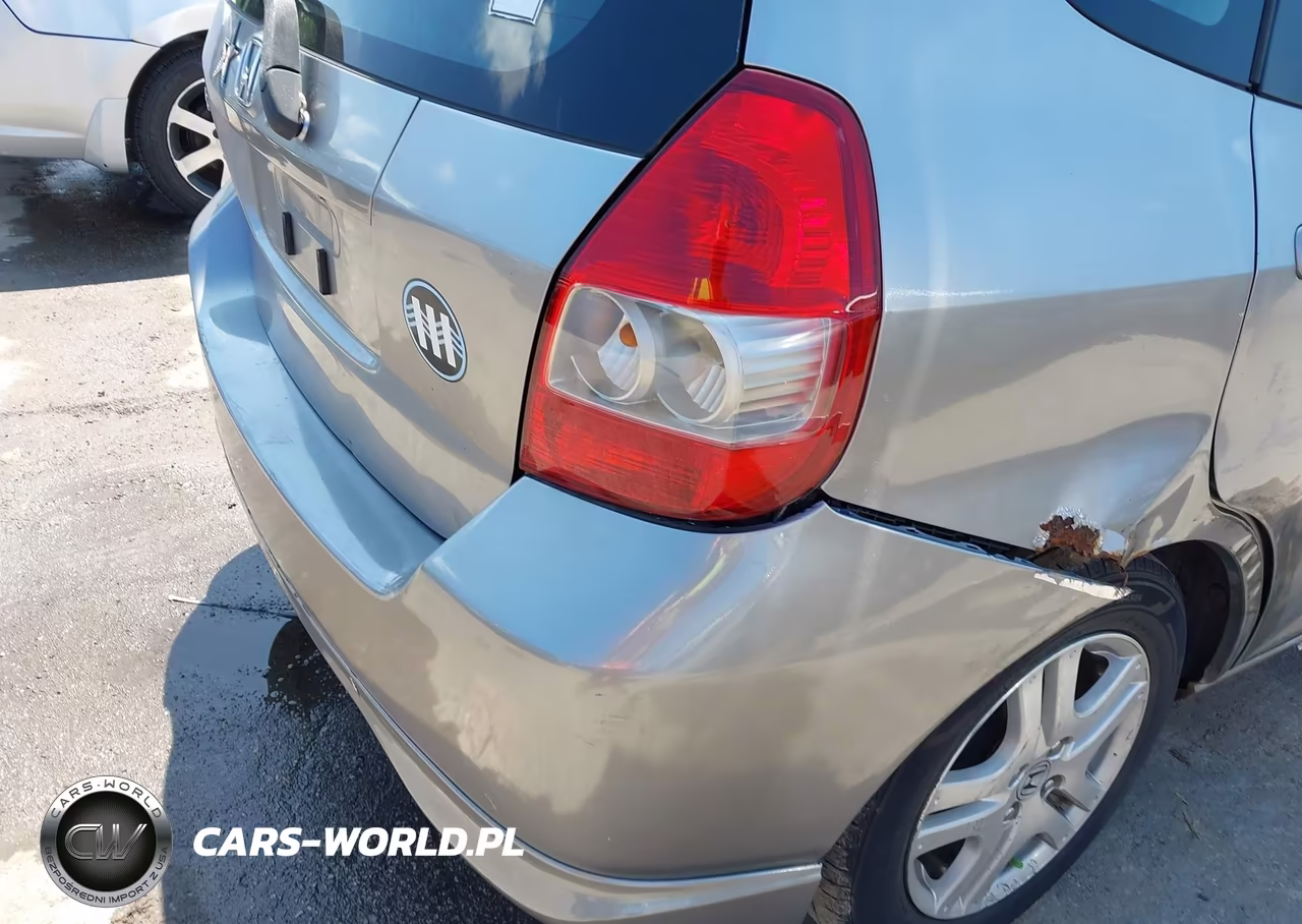 2007 Honda Fit Sport VIN:JHMGD38647S042794 - 22