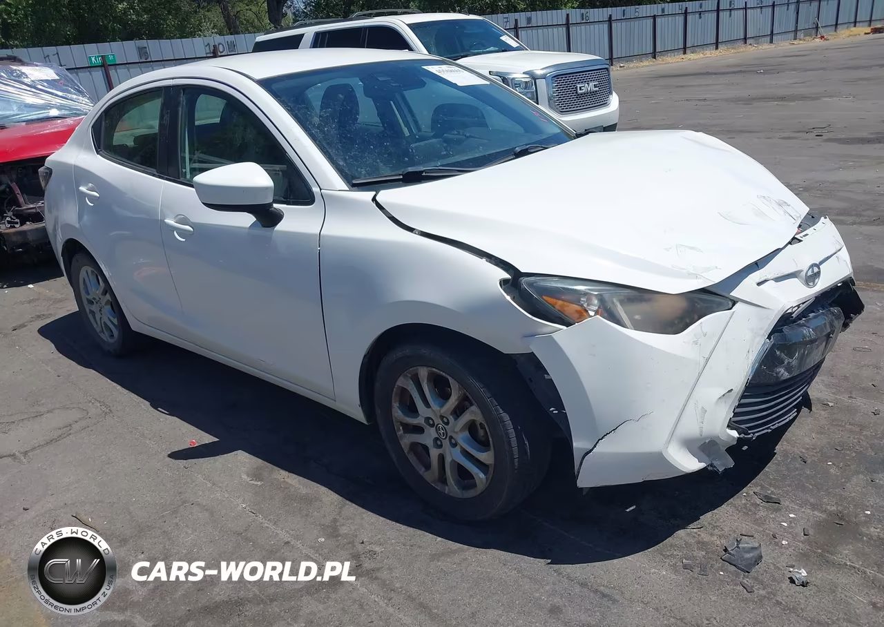2016 Scion Ia – zdjęcie 1 z 13