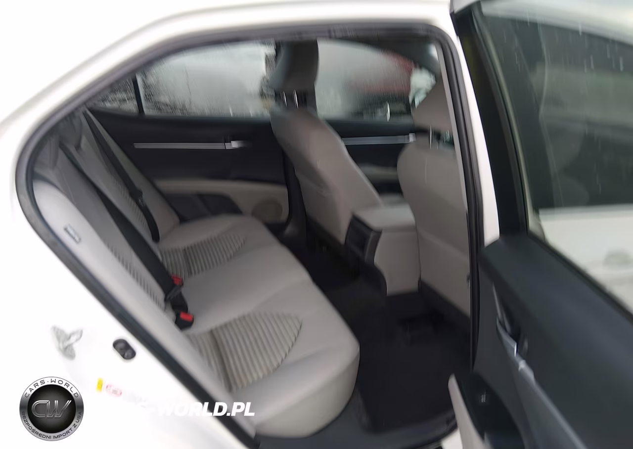 2018 Toyota Camry Se VIN:JTNB11HK4J3023505 - 8