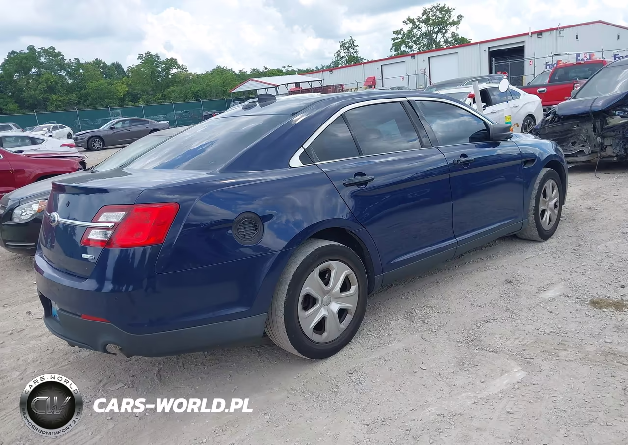 2015 Ford Police Interceptor VIN:1FAHP2MK2FG126226 - 4
