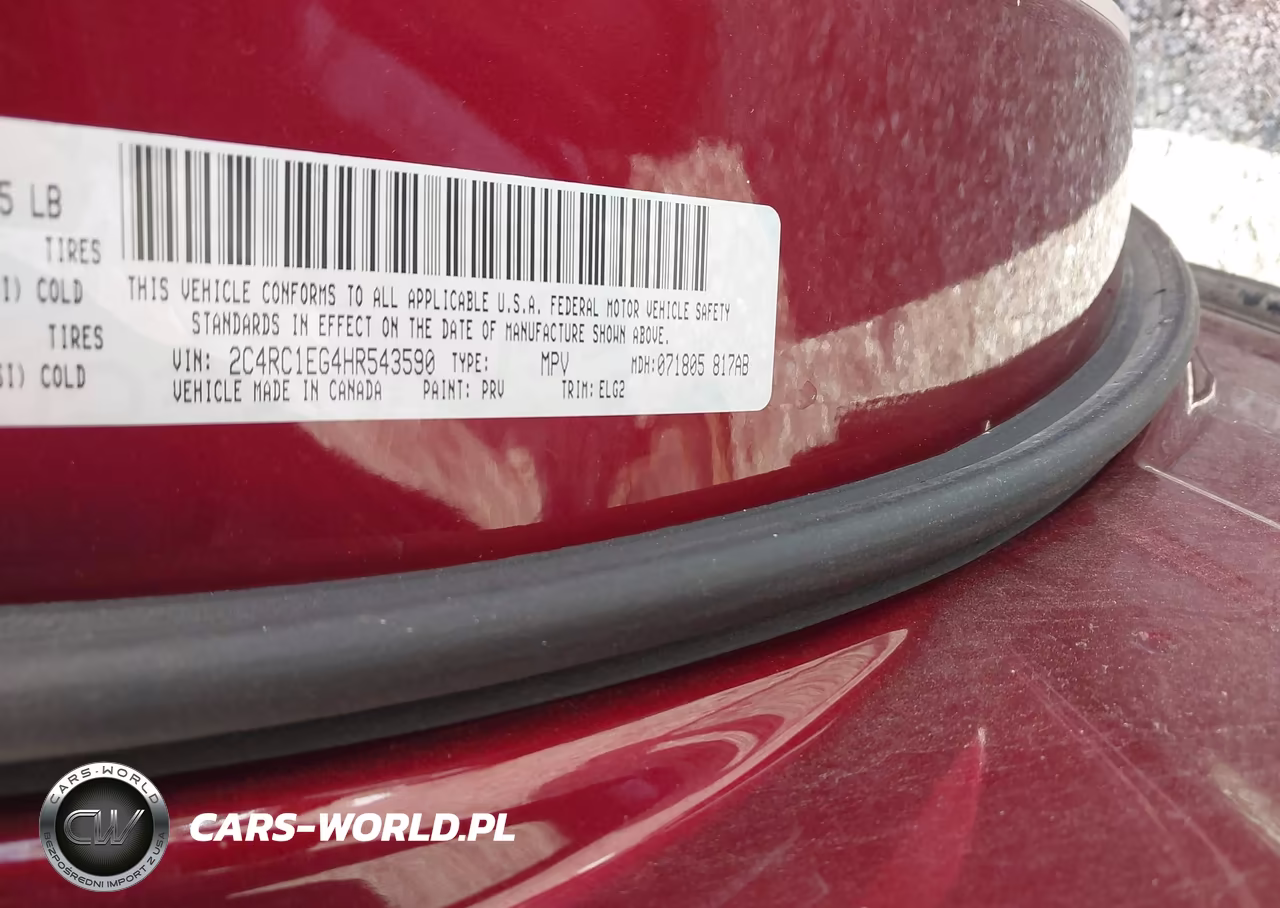 2017 Chrysler Pacifica Touring-L Plus VIN:2C4RC1EG4HR543590 - 9