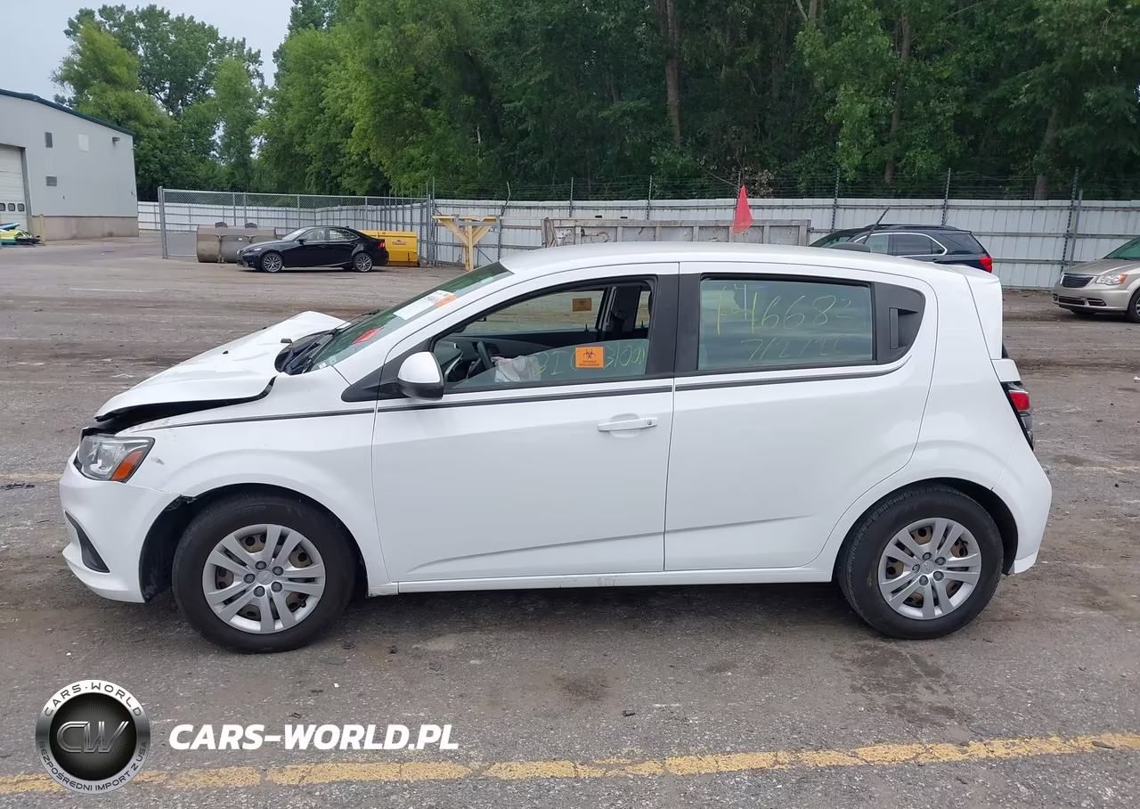 2017 Chevrolet Sonic Lt Auto VIN:1G1JG6SH8H4170156 - 13