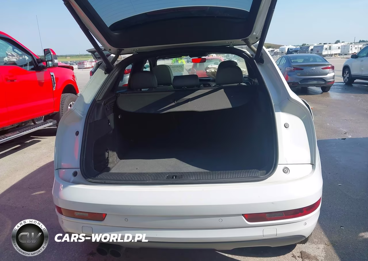 2017 Audi Q3 2.0T Premium VIN:WA1JCCFS0HR001320 - 18
