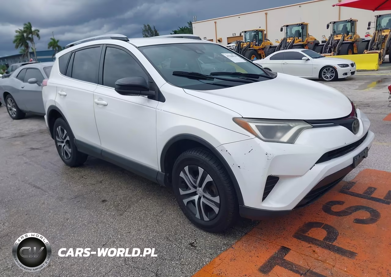 2018 Toyota Rav4 Le – zdjęcie 1 z 16