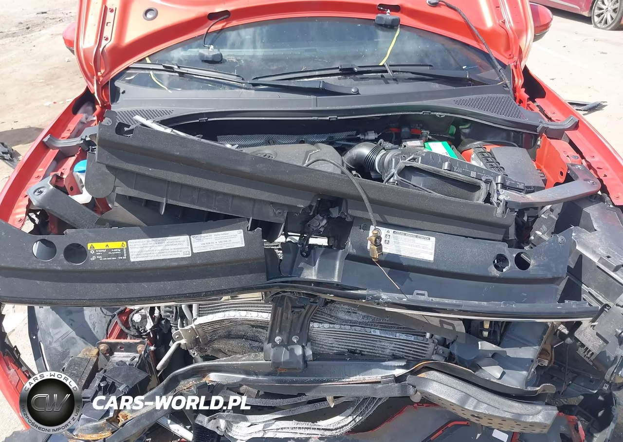 2018 Volkswagen Tiguan 2.0T S VIN:3VV0B7AX8JM130641 - 10