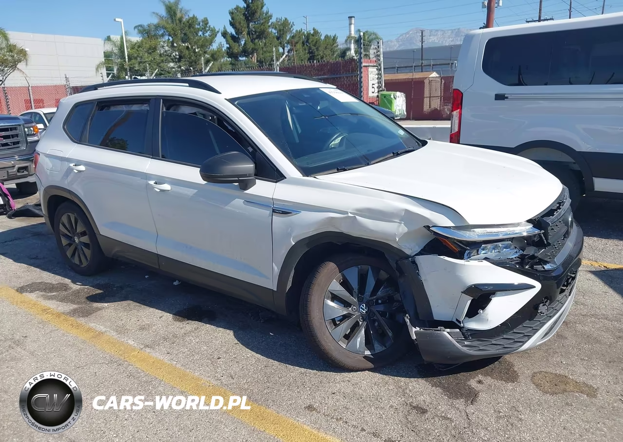 2024 Volkswagen Taos 1.5T S – zdjęcie 1 z 17