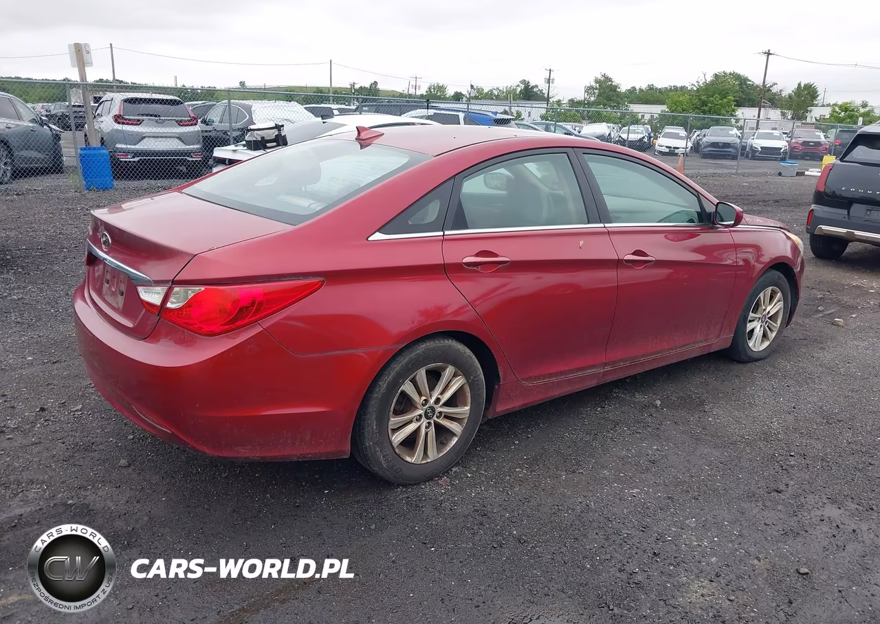 2012 Hyundai Sonata Gls VIN:5NPEB4AC3CH343747 - 4