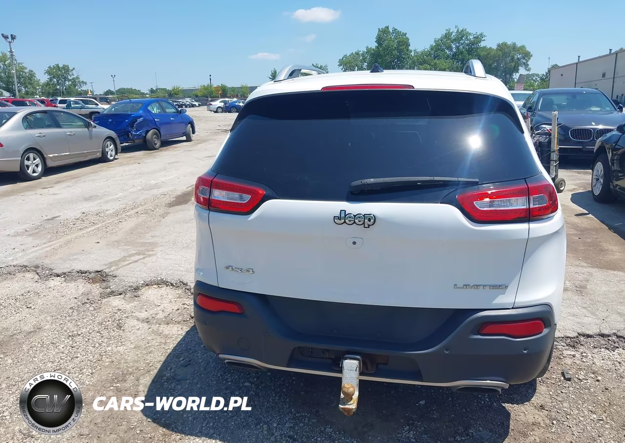 2015 Jeep Cherokee Limited VIN:1C4PJMDSXFW623873 - 16